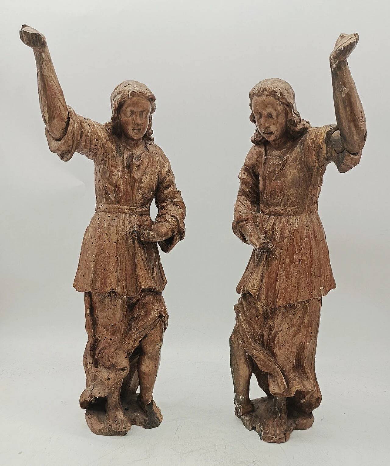 Pair of Tuscan giltwood angel sculptures, late 17th century