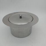 Ice bucket by Knut and Marianne Hagberg.