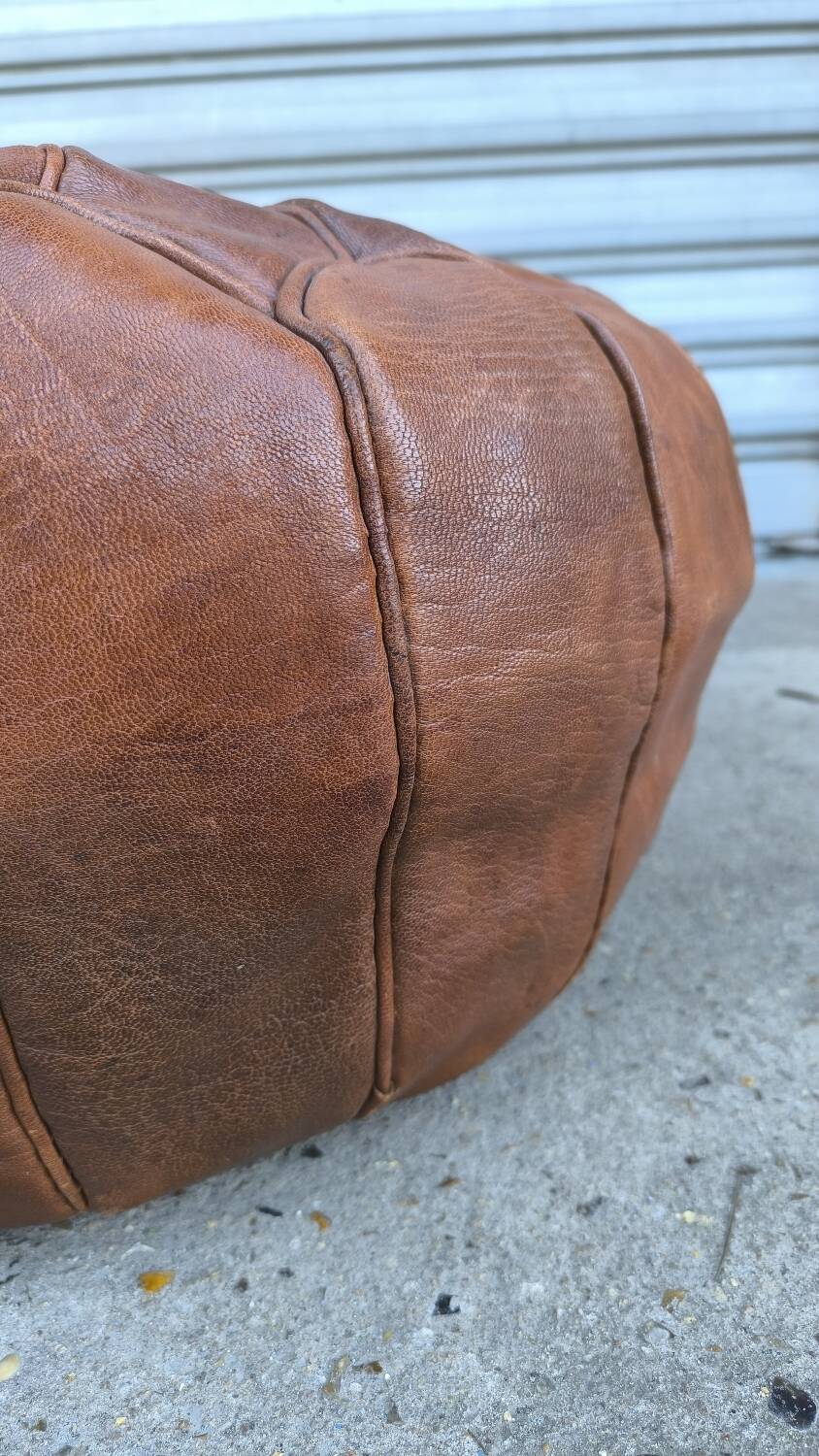 Large round Moroccan leather pouf