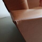 Fauteuil en skaï marron