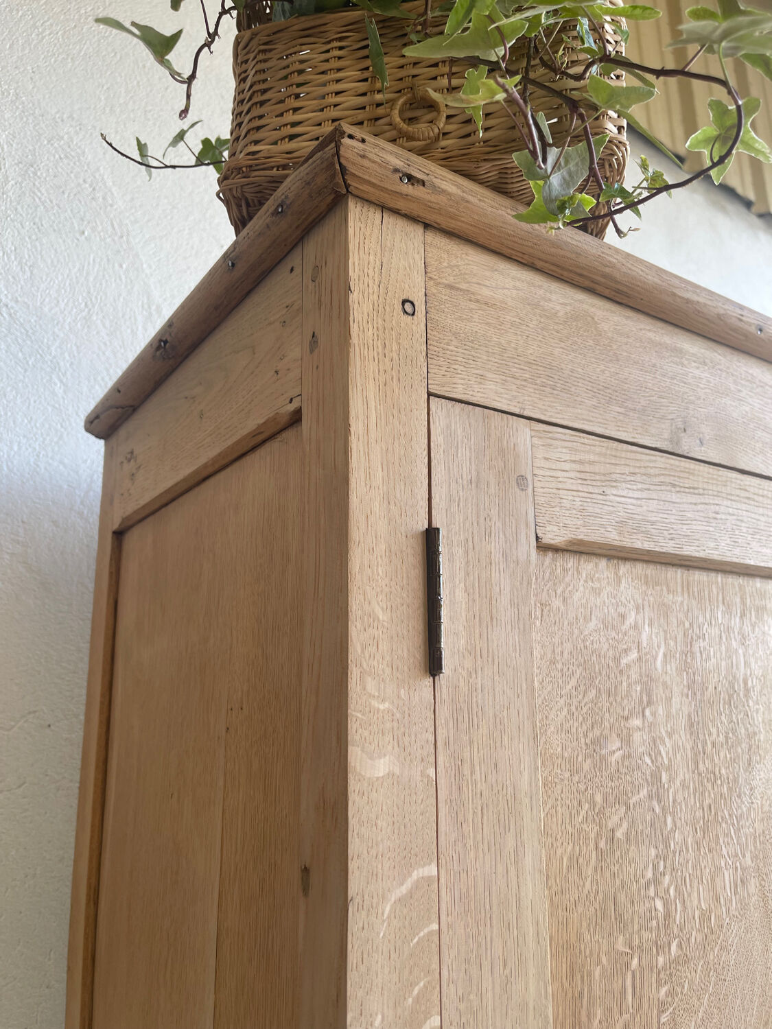 Wardrobe / Parisian wardrobe