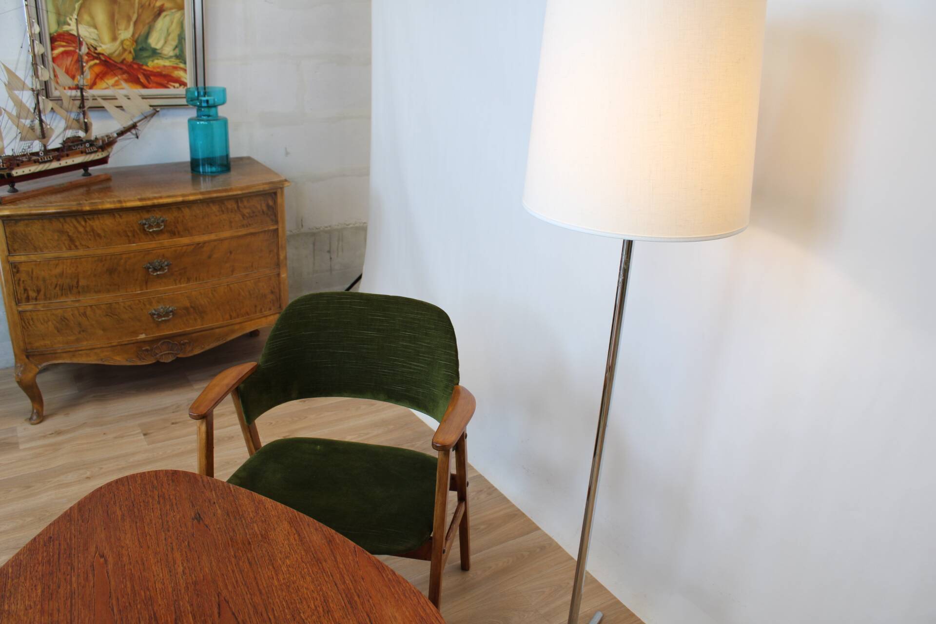 Vintage green velvet armchair 1960 suede