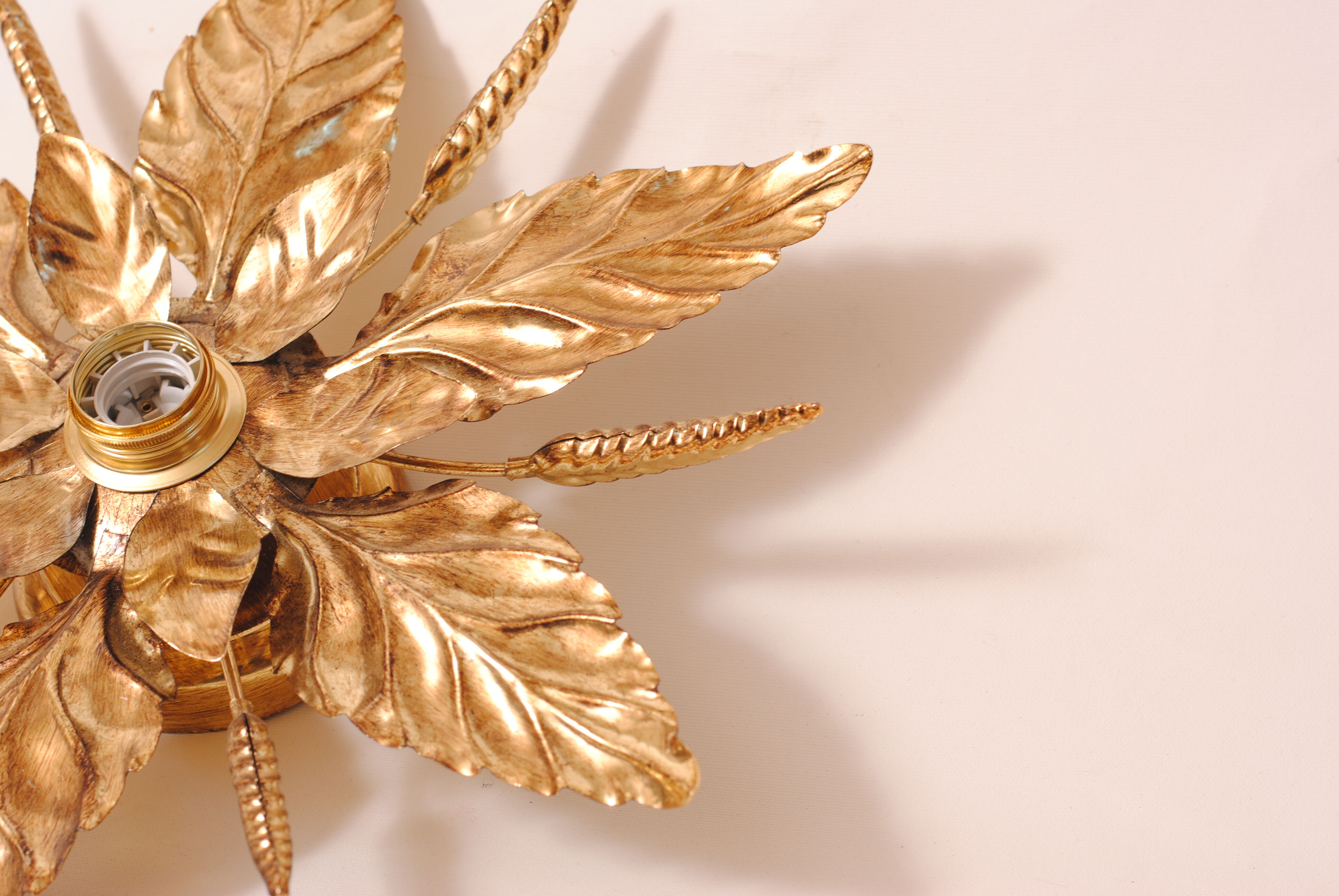 Ceiling lamp flower golden leaves