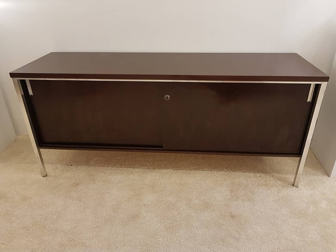 Sideboard in varnished rosewood