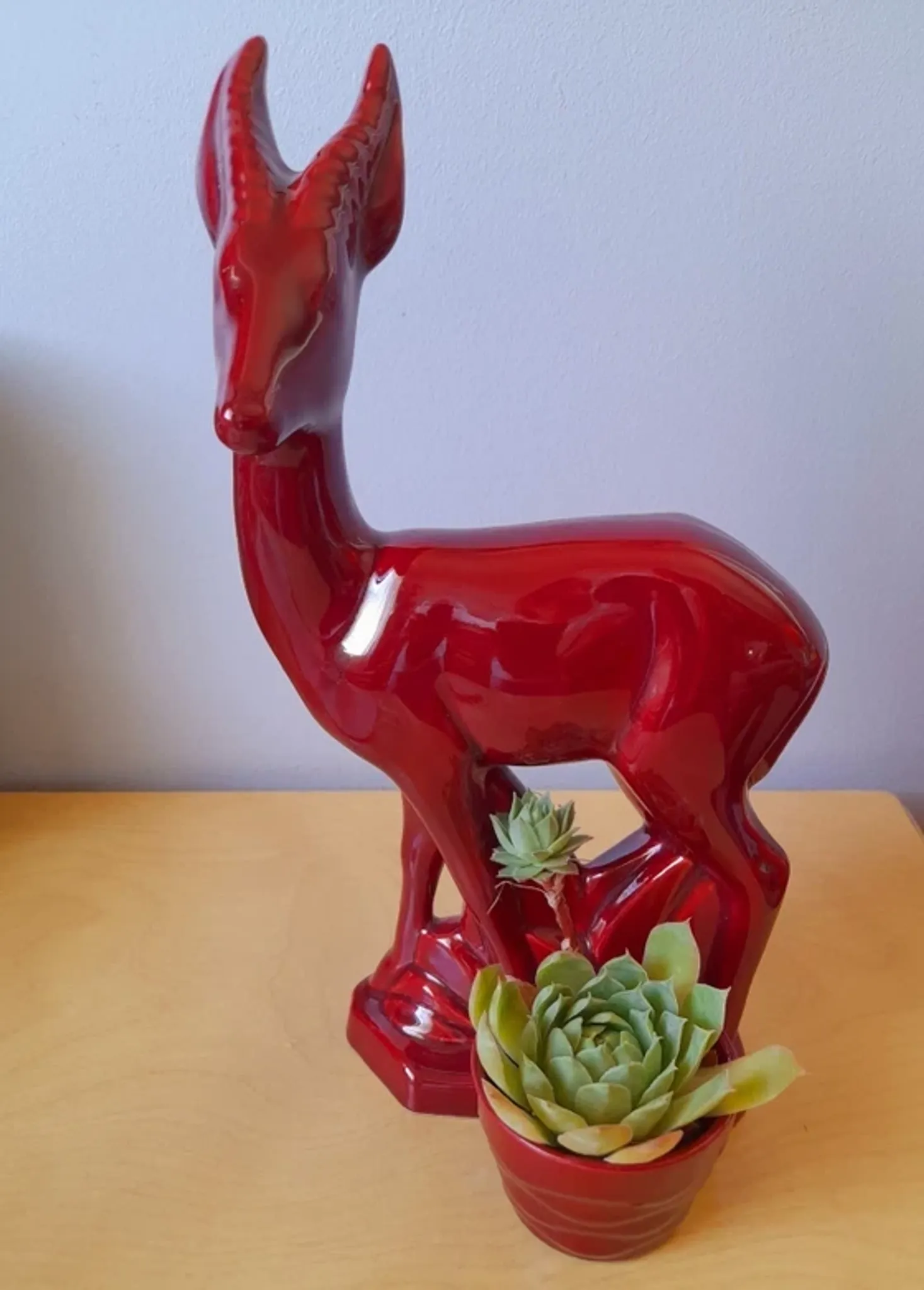 Art Deco St Clément Faience Biche