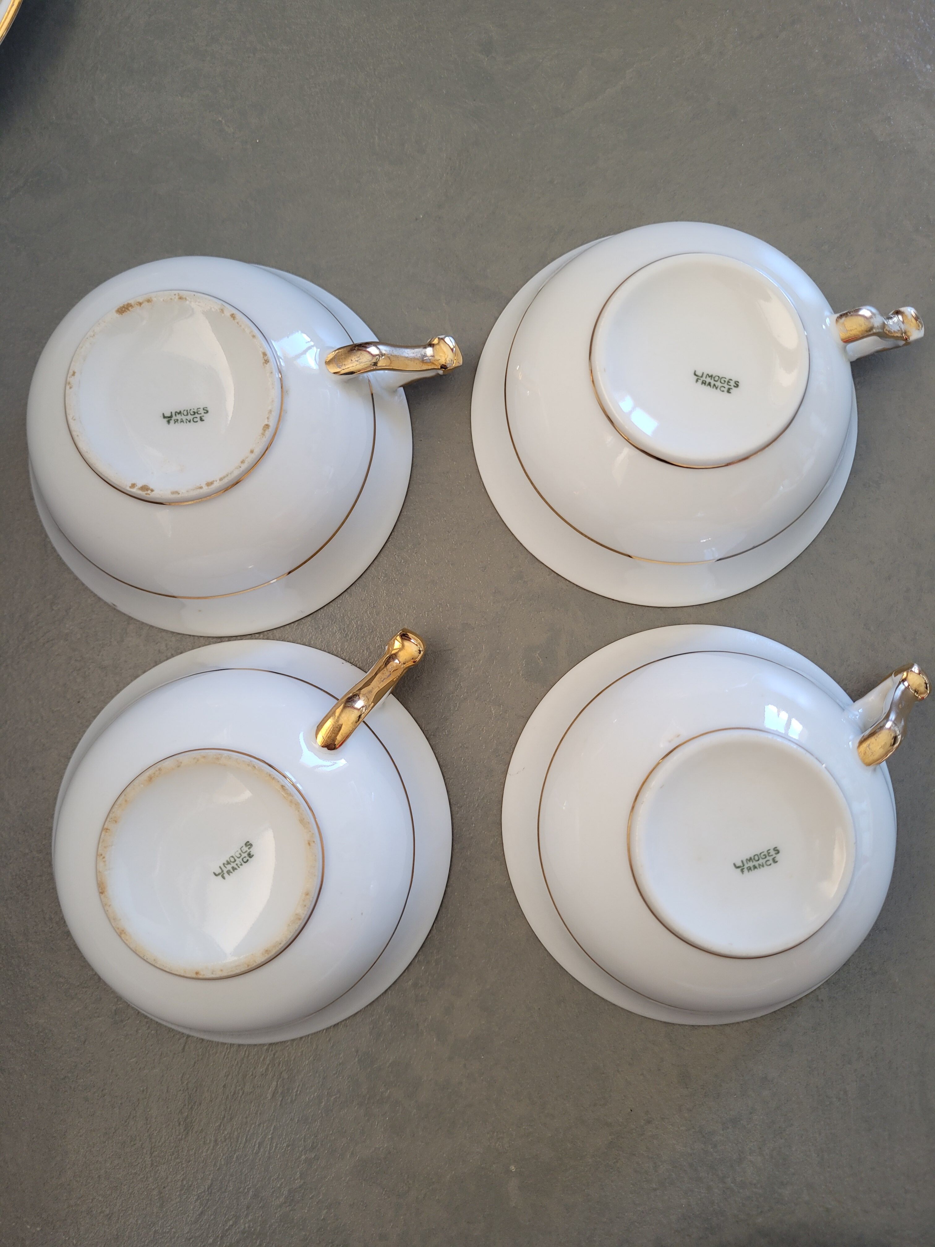 Set of 4 tea or coffee cups in Limoges porcelain