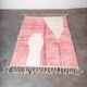 Tapis berbère traditionnel en laine rose fait main