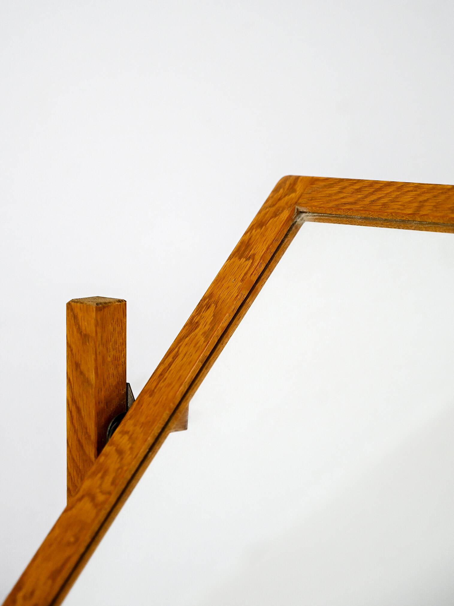 Scandinavian dressing table with drawers