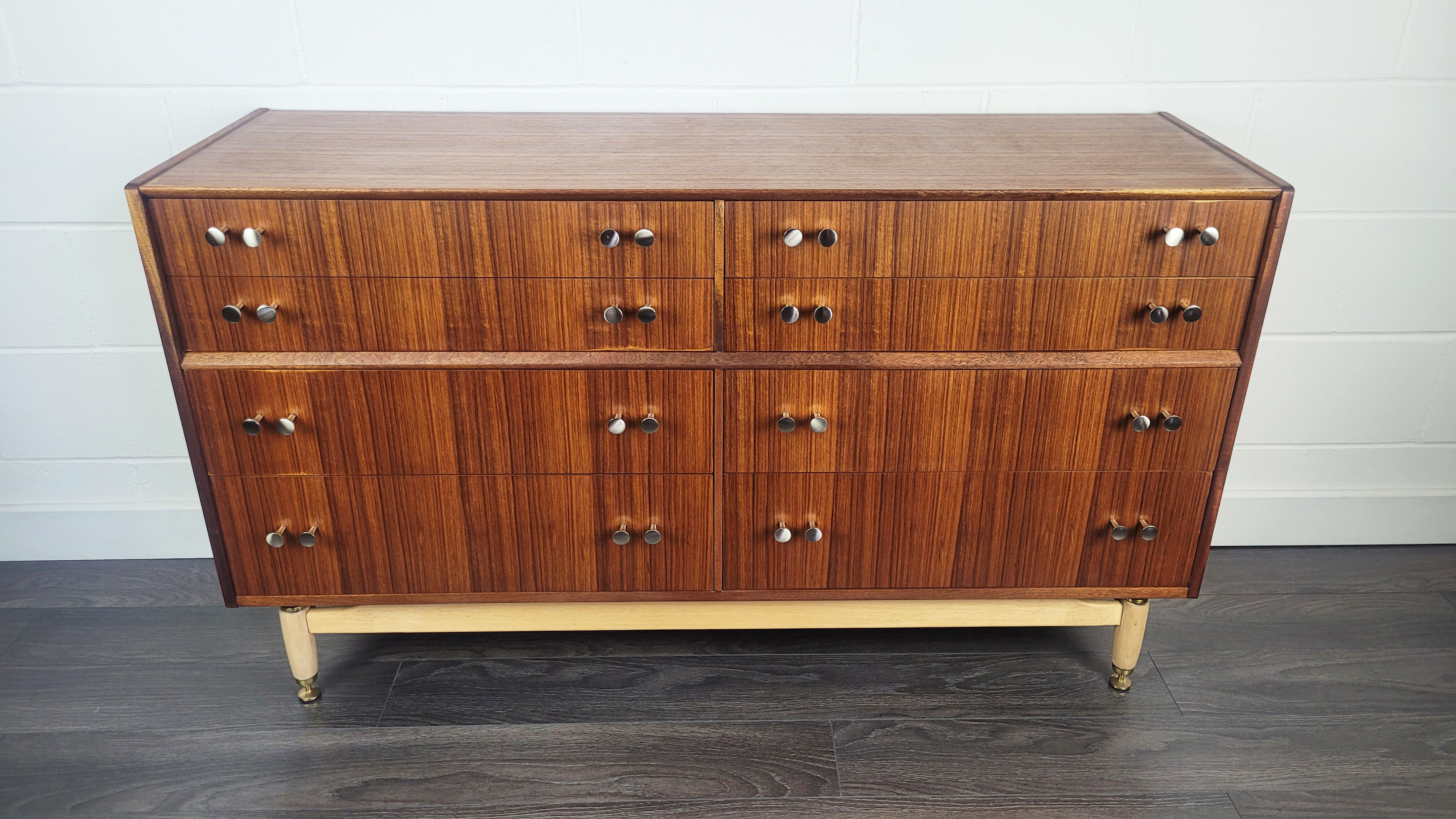 Commode G-plan, années 1960
