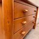 Ancienne commode 3 tiroirs en orme massif design années 70 brutaliste