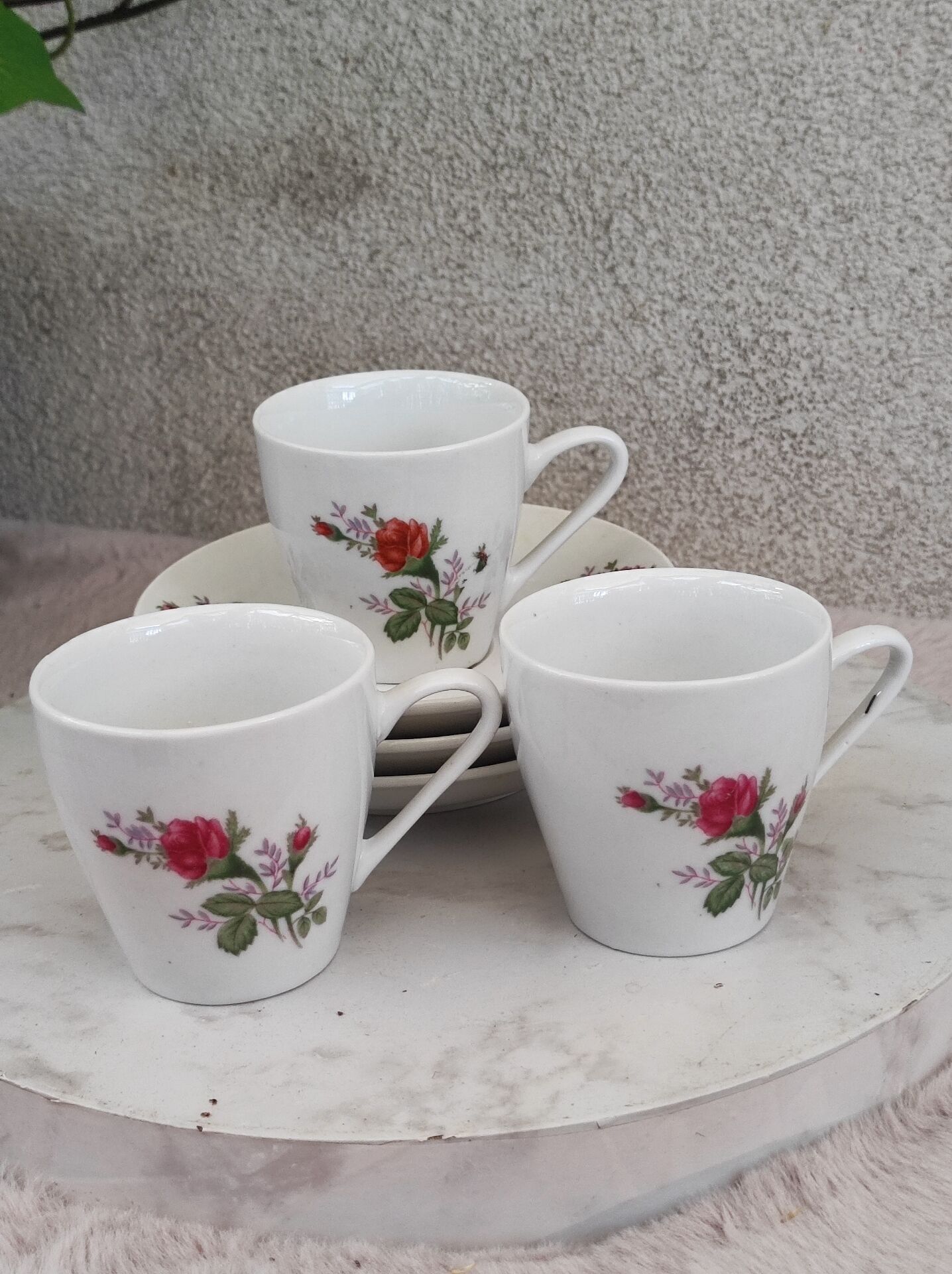 Cups and saucers porcelain flowers