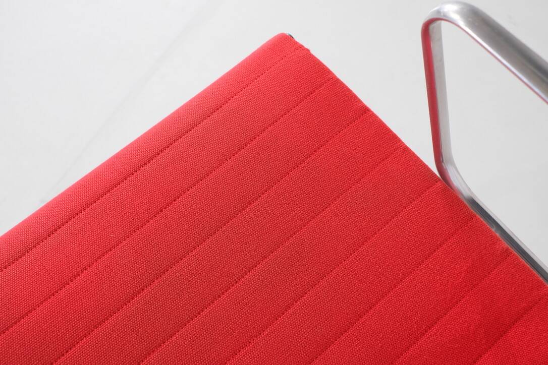 "EA 117" armchair by Charles Ray Eames for ICF, USA 1969.