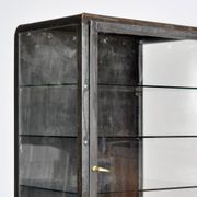 Cabinet de médecine en fer poli, années 1950