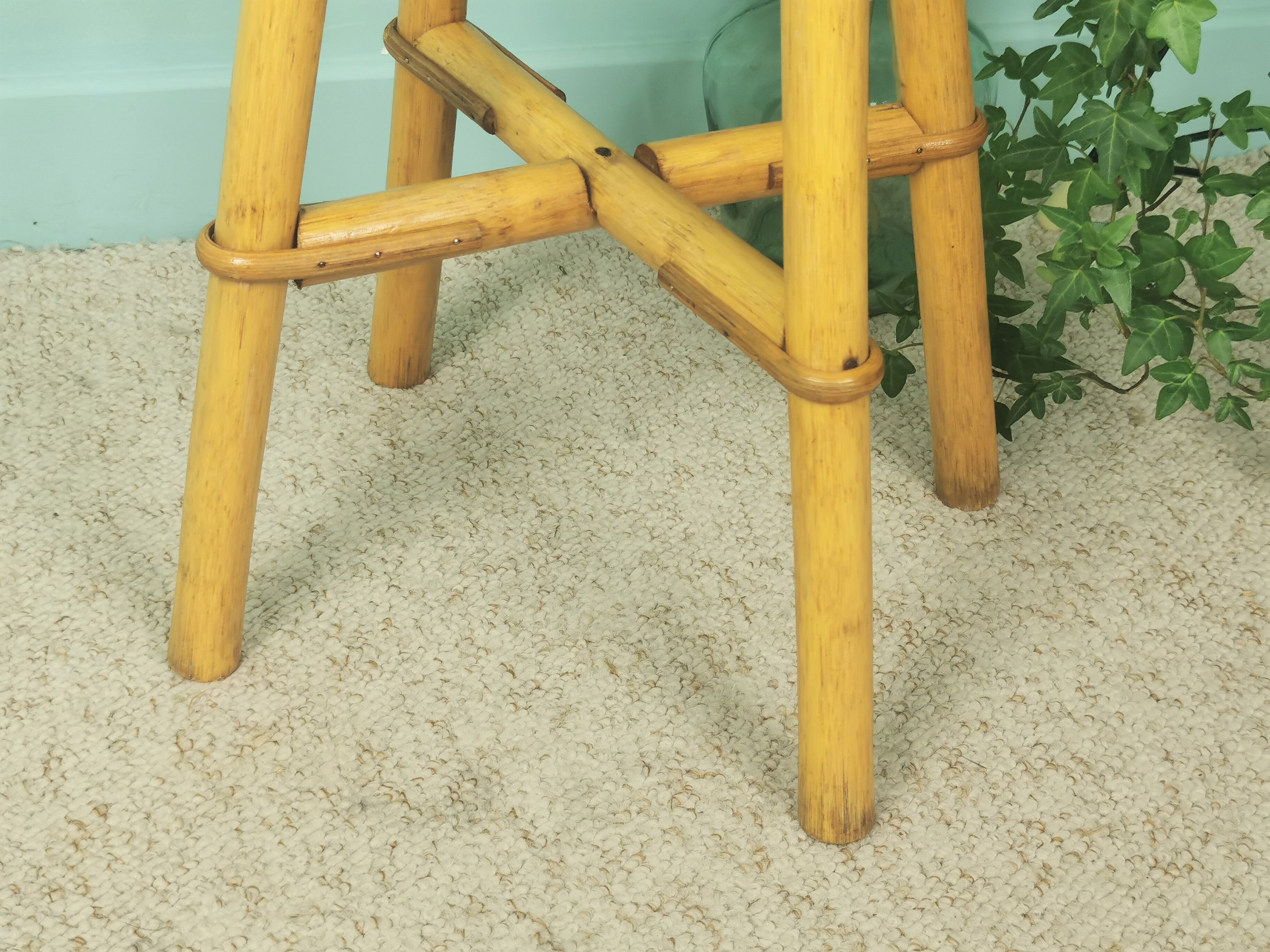 Tabouret rotin