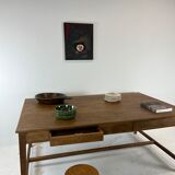 Two-sided oak work table, with 4 drawers