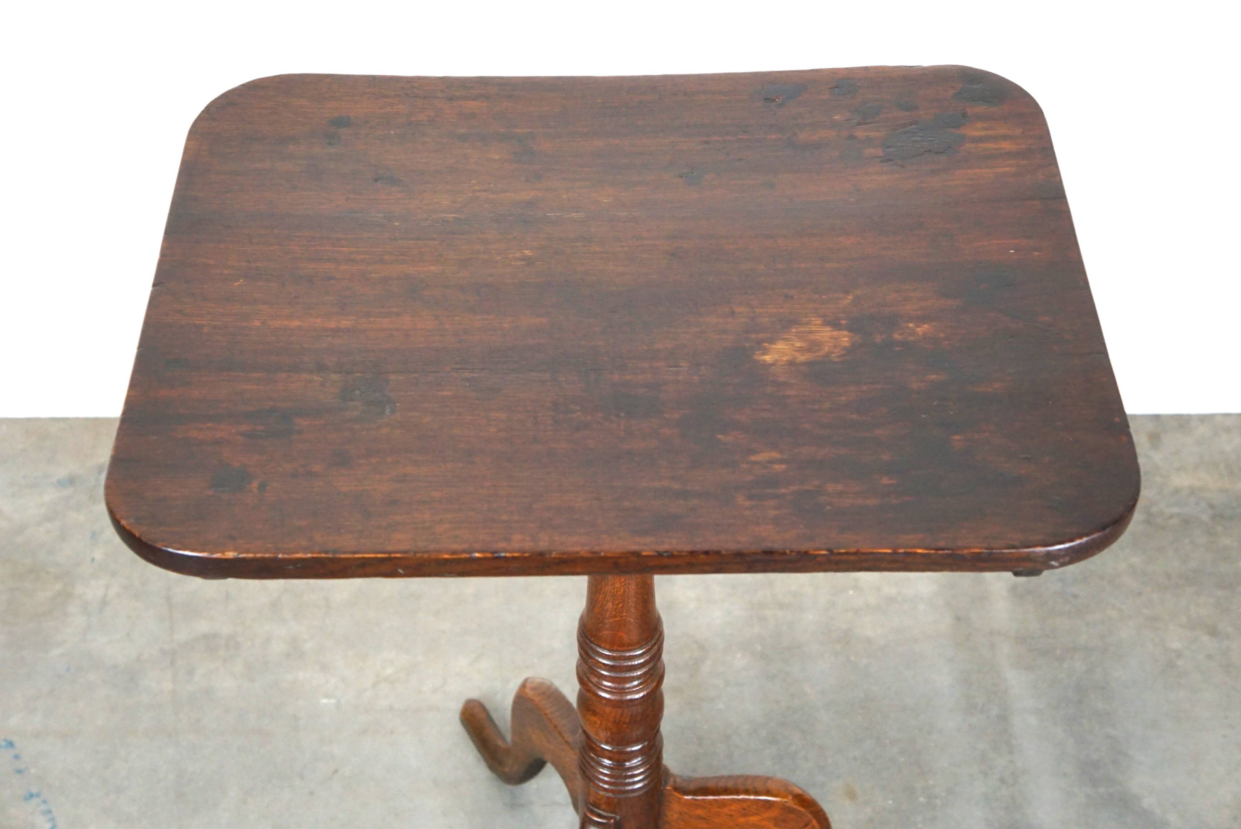 Nice antique English tilt-top table/side table with a square top