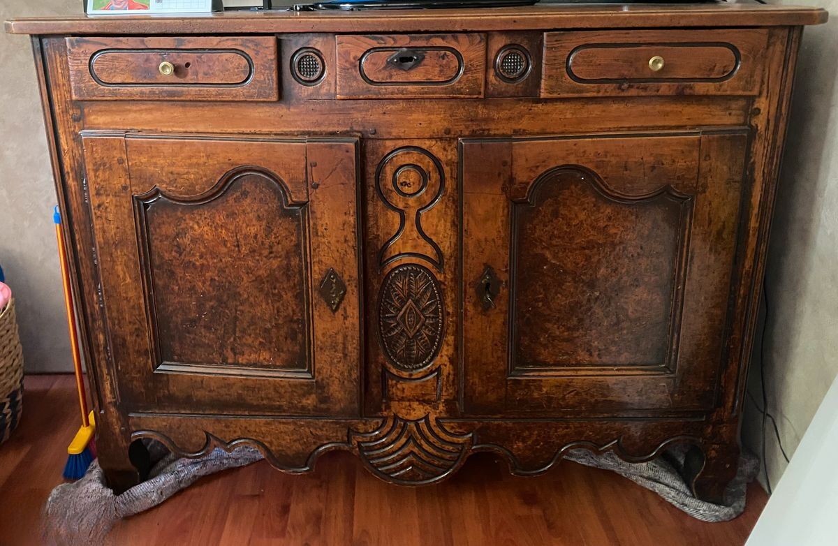 Buffet ancien