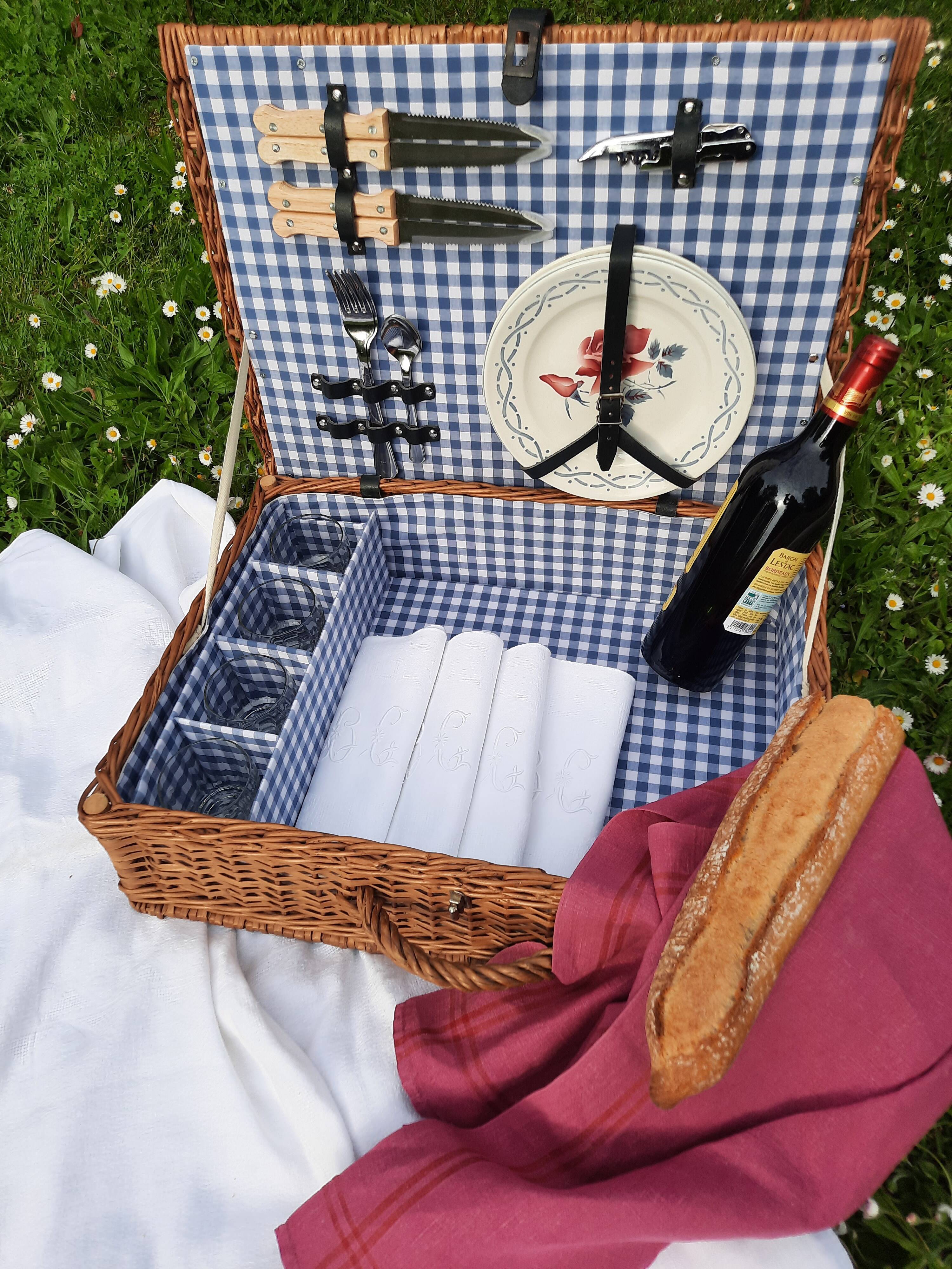 Vintage picnic basket
