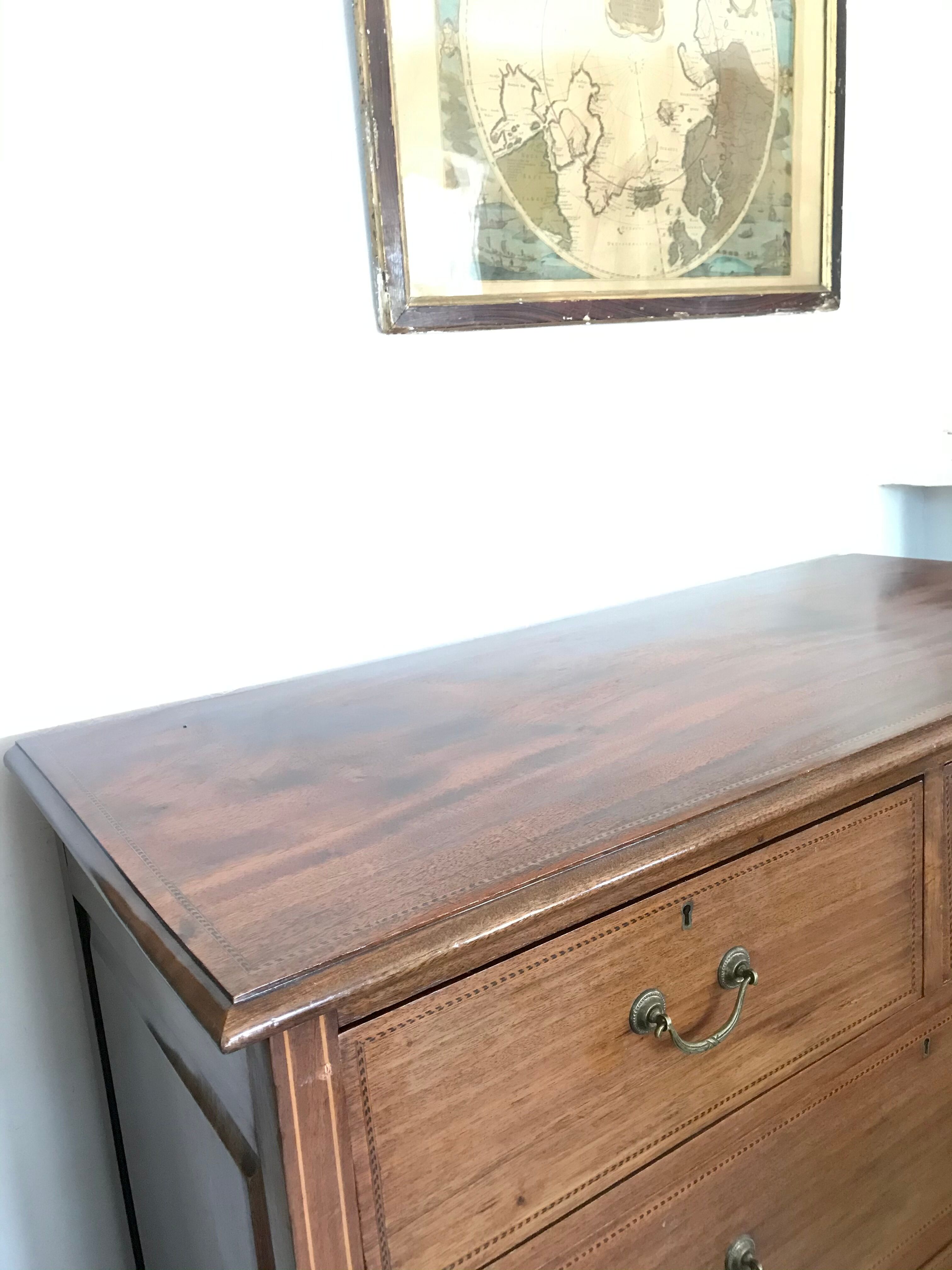 Dresser in rosewood early XXeme