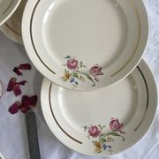 6 antique Badonviller faience dessert plates with flowers and gilding.