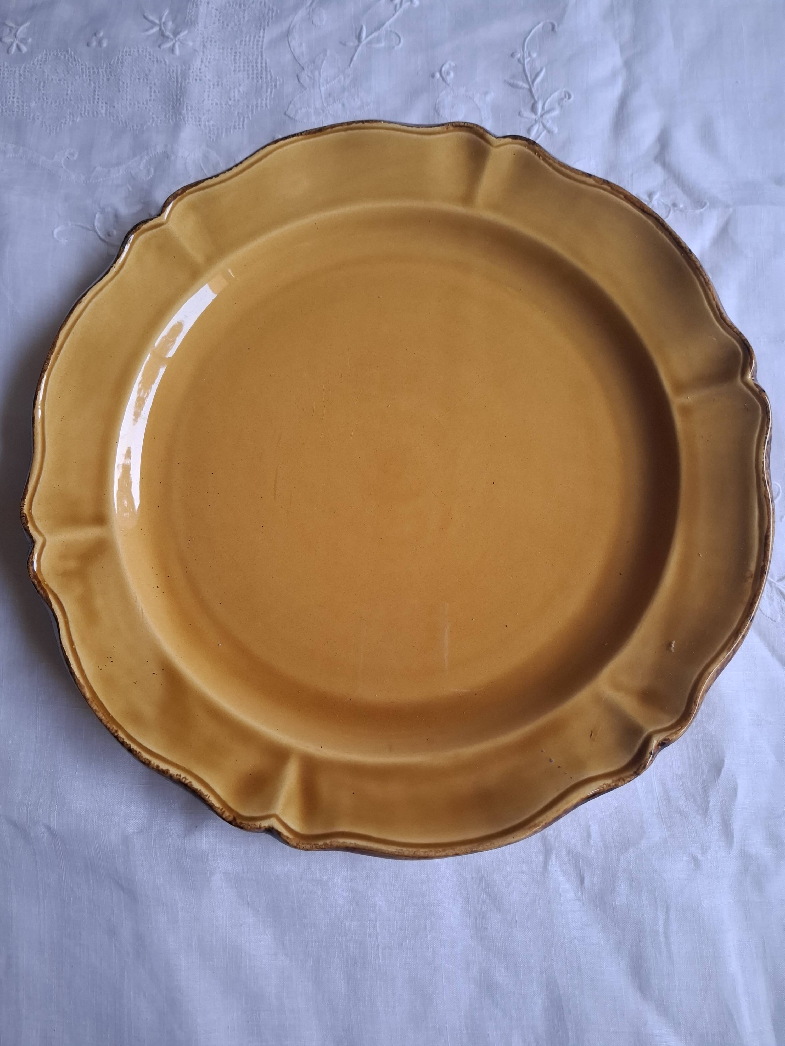 Ochre earthenware dish from Haute Provence