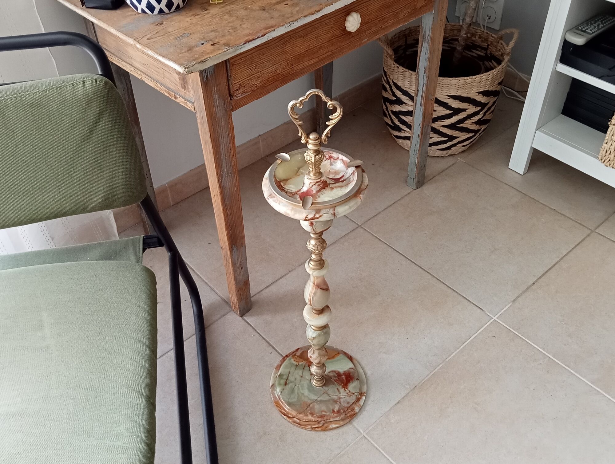 Vintage standing ashtray 50s onyx and brass