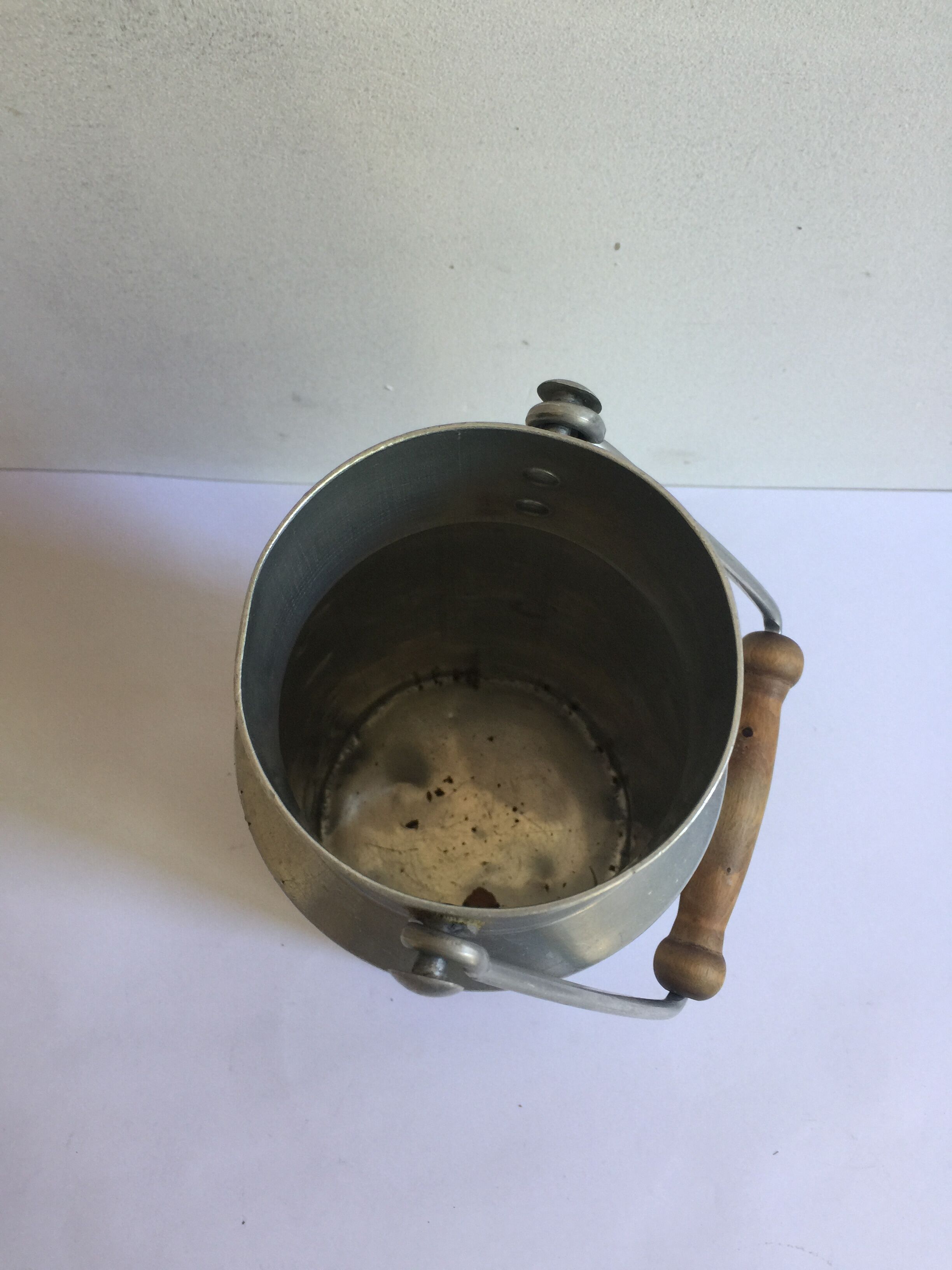 Aluminium milk pot