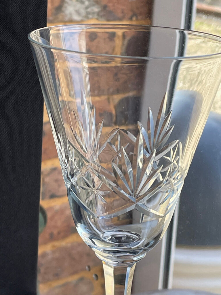 Large wine glasses (5) - Art Deco - Blown and cut crystal