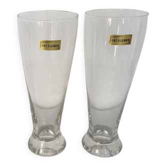 2 bistro beer glasses