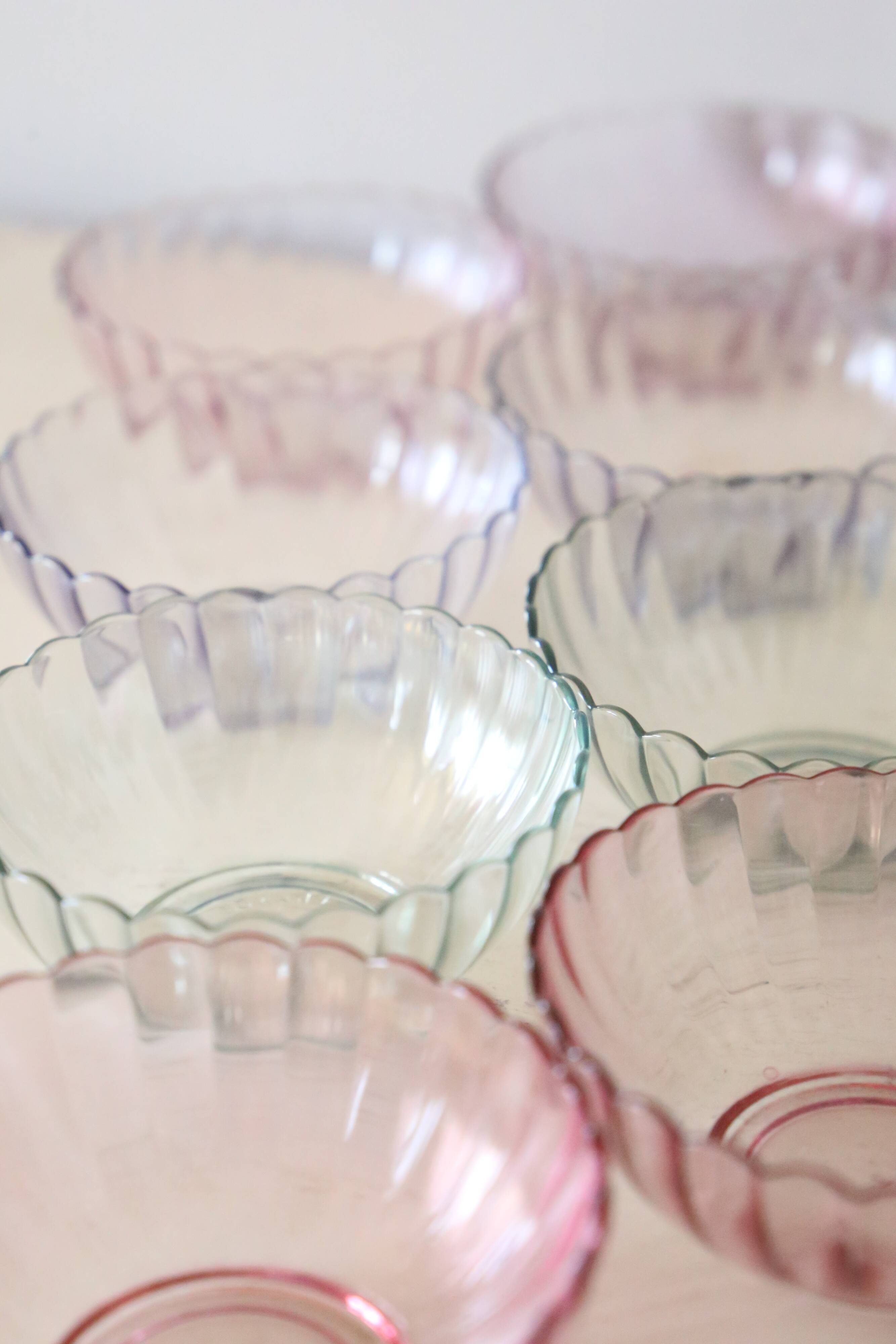 Set of 8 small bowls in pink, green and blue glass Rosaline, Arcoroc, vintage French, vintage
