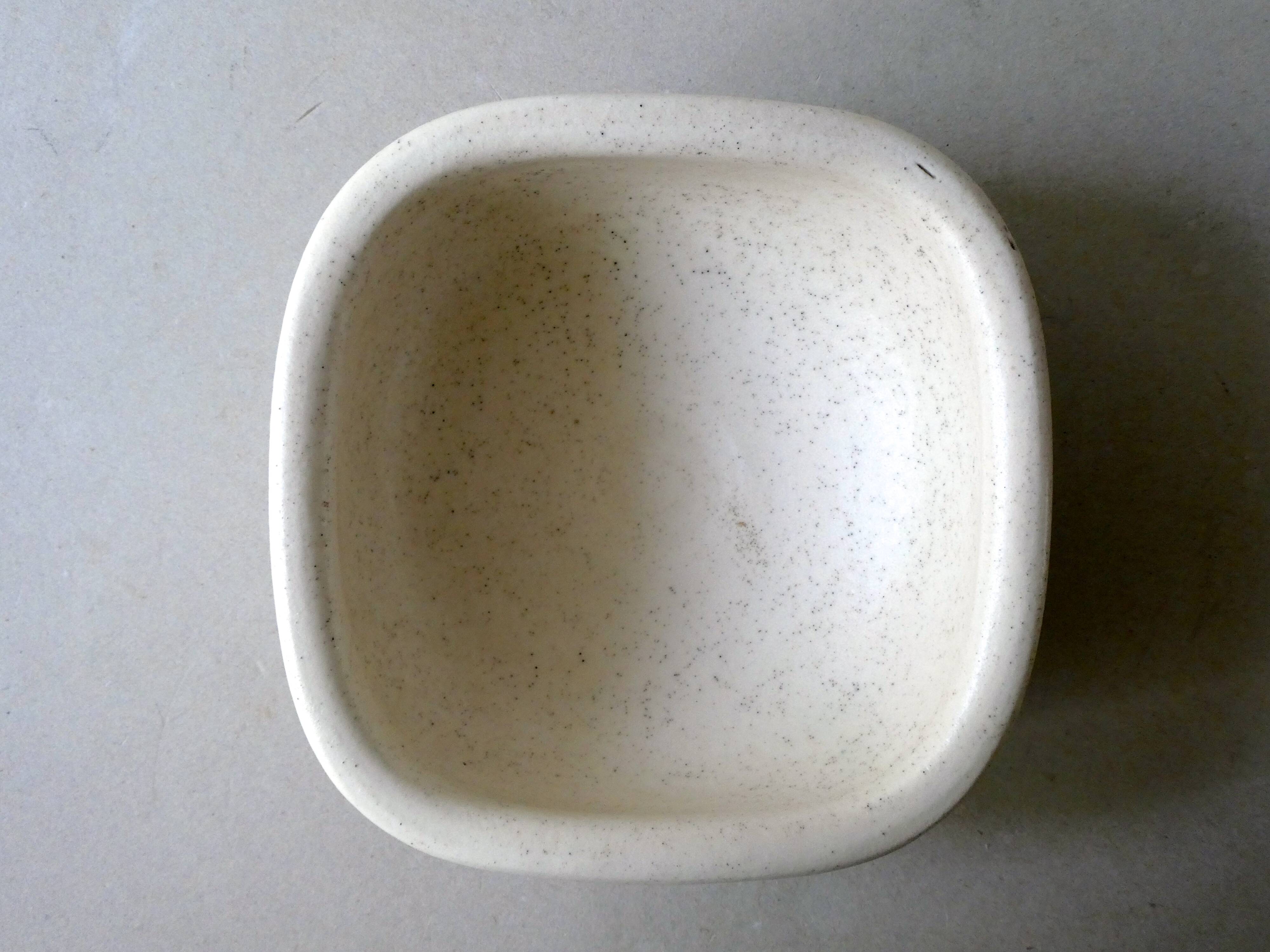 Empty pocket in ceramic free-form, signed Keramos, 50 years