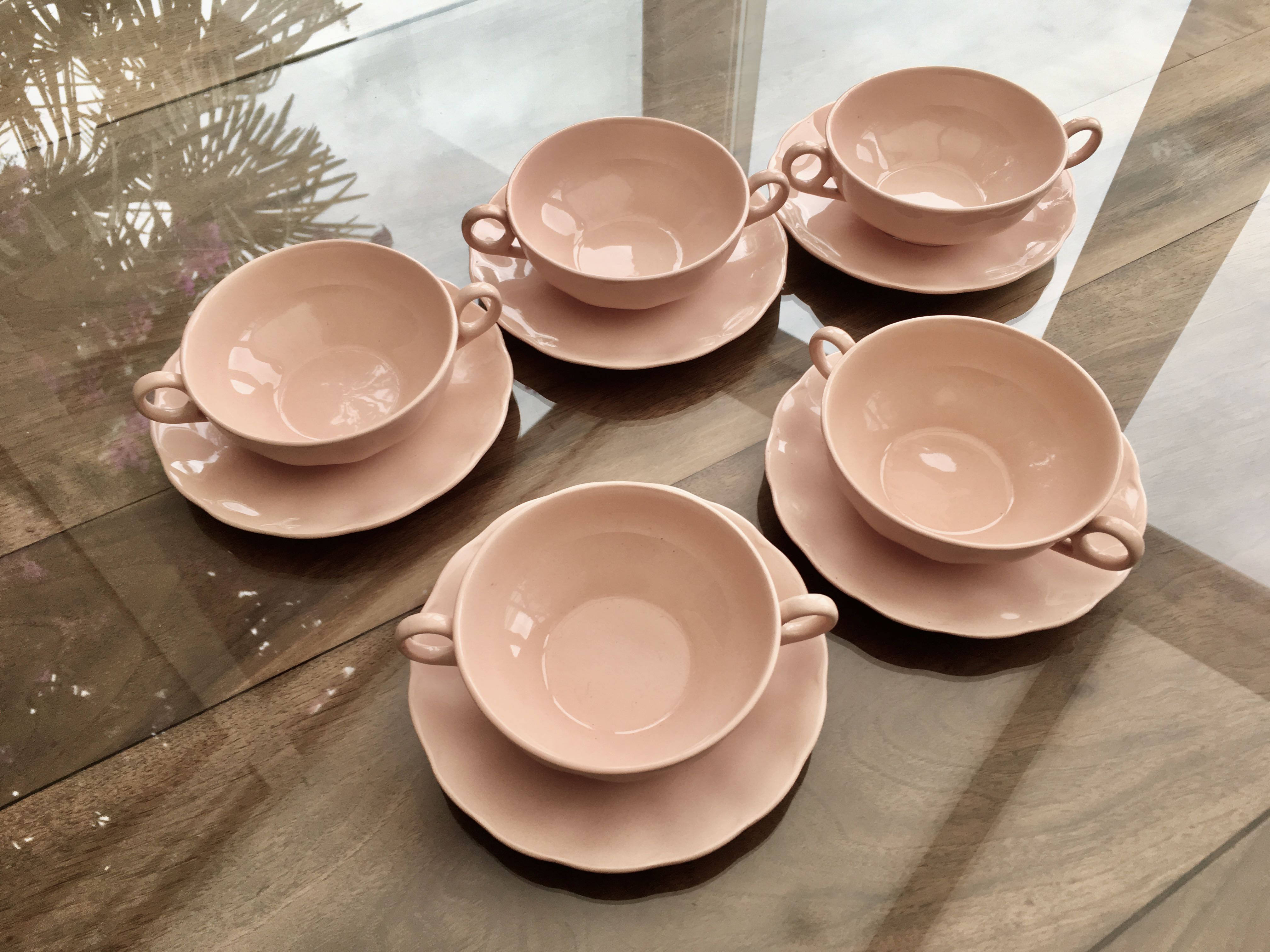 Set of 5 English handle bowls