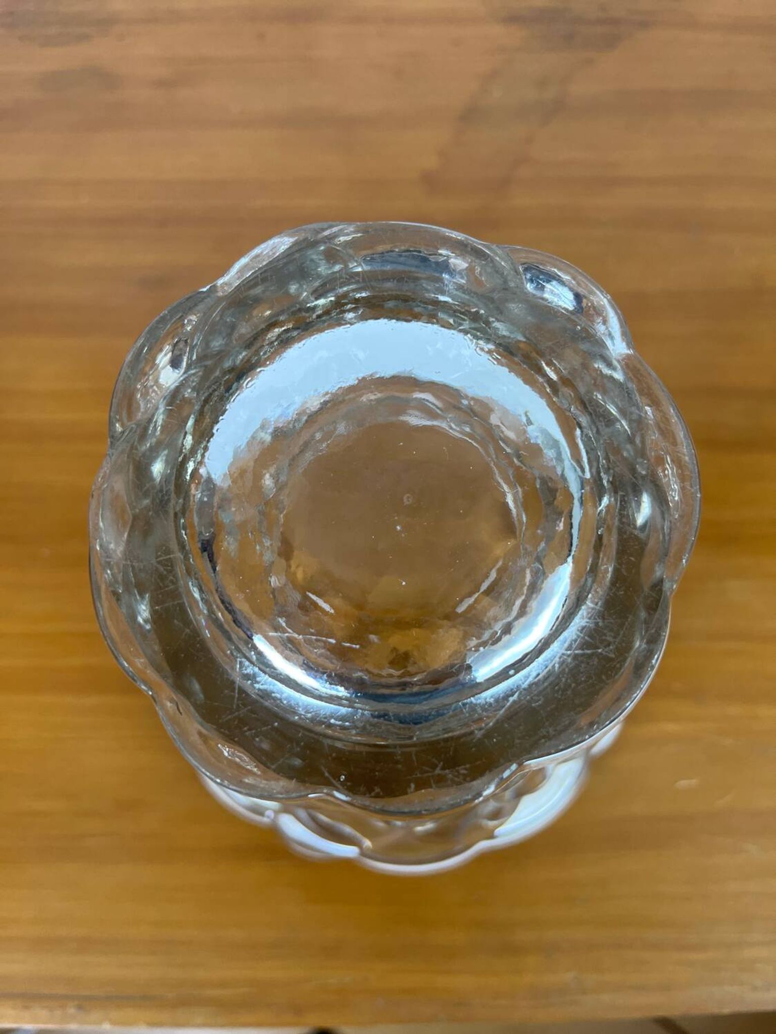 Vase Pierre D’Avesn nid d’abeille art déco signé