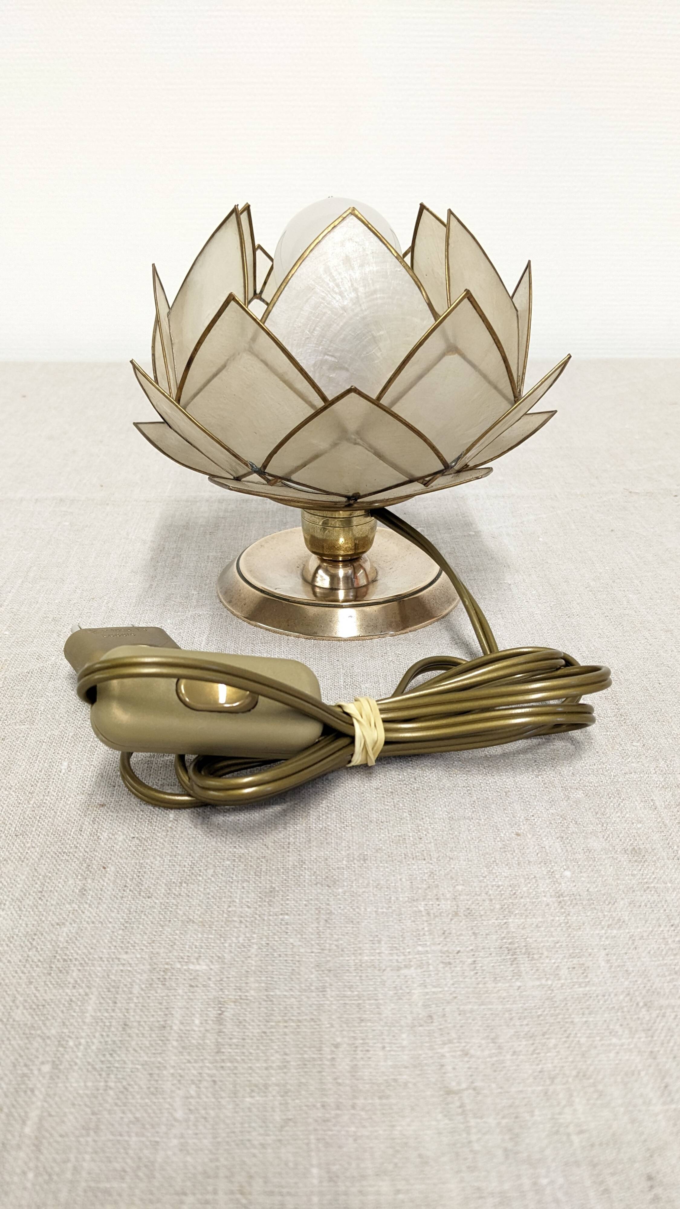 Pair of mother-of-pearl lotus flower bedside or mood lamps