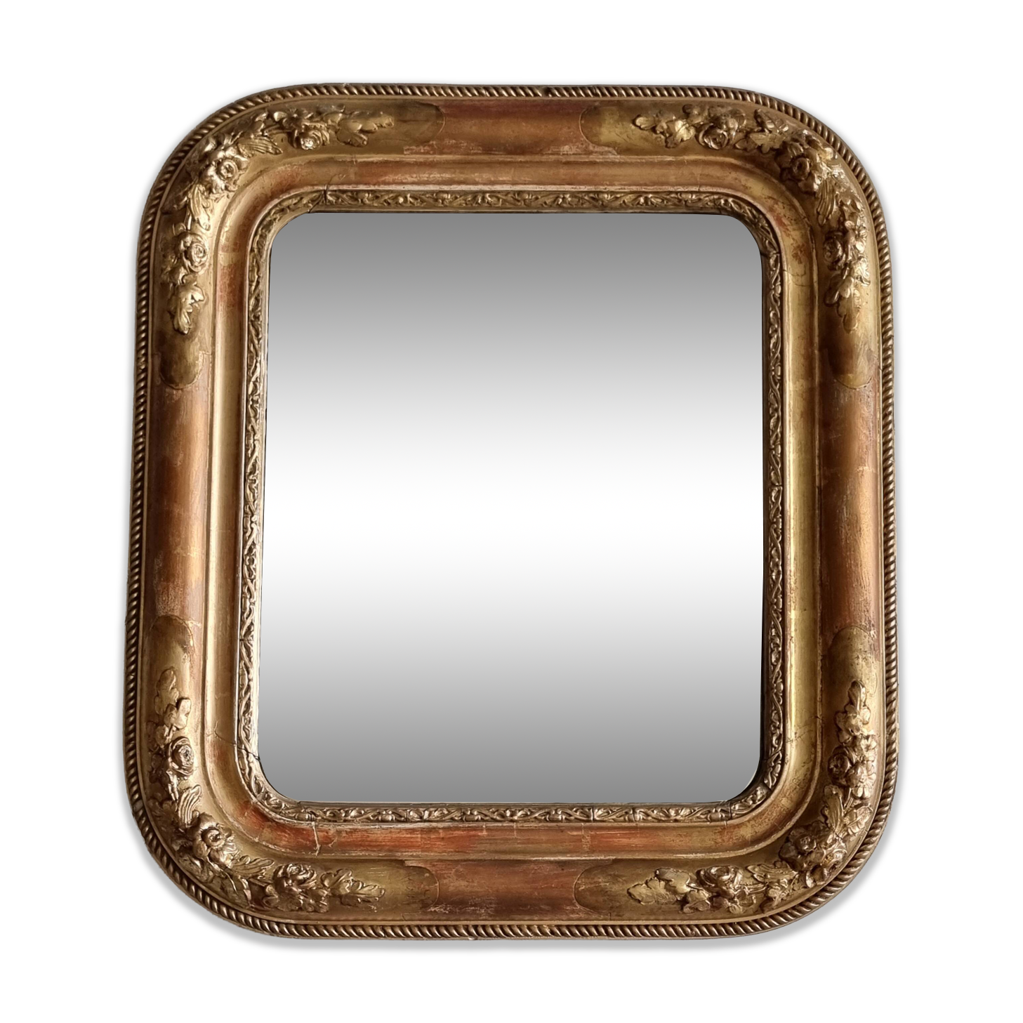 Miroir Louis-Philippe en bois et stuc doré à décor floral, XIXe, 43 x 38 cm