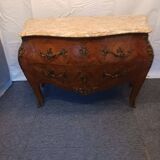 Commode style Louis XV