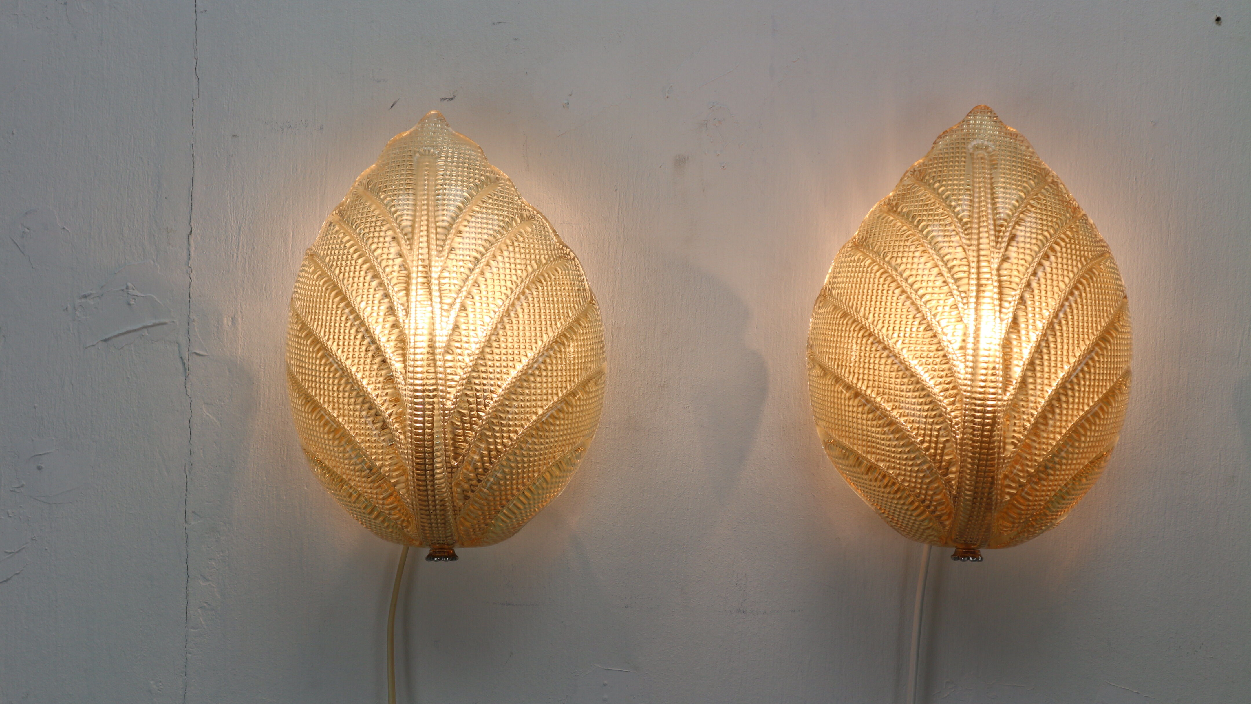 Set of 2 swedish leaf shaped wall sconces Fritz Kurz  for Orrefors, 1960s
