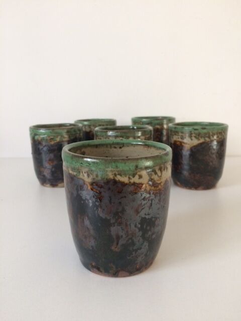 6 cups cups made of sandstone