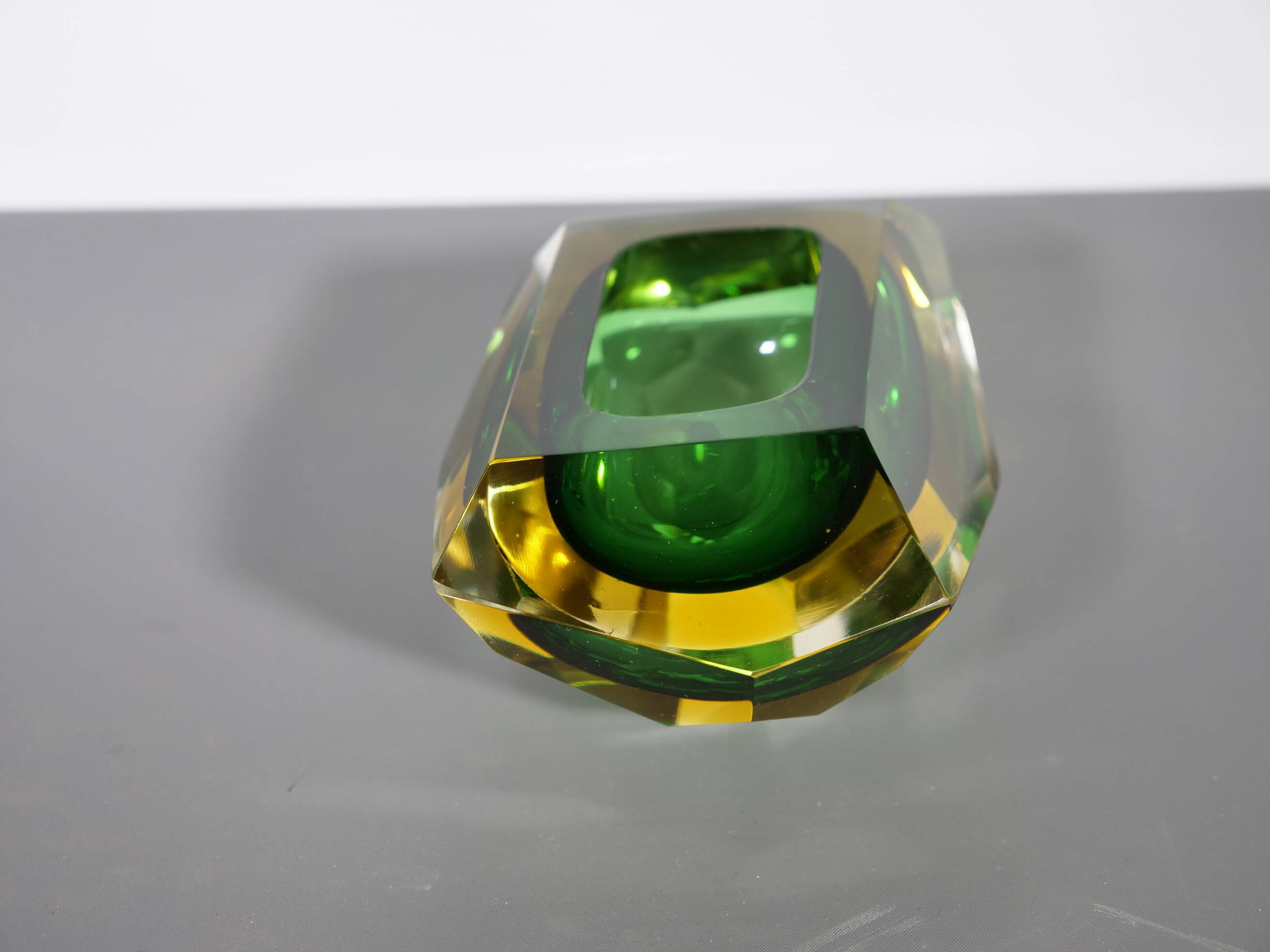 Vintage design Murano Sommerso glass bowl vase by Flavio Poli, 1970s