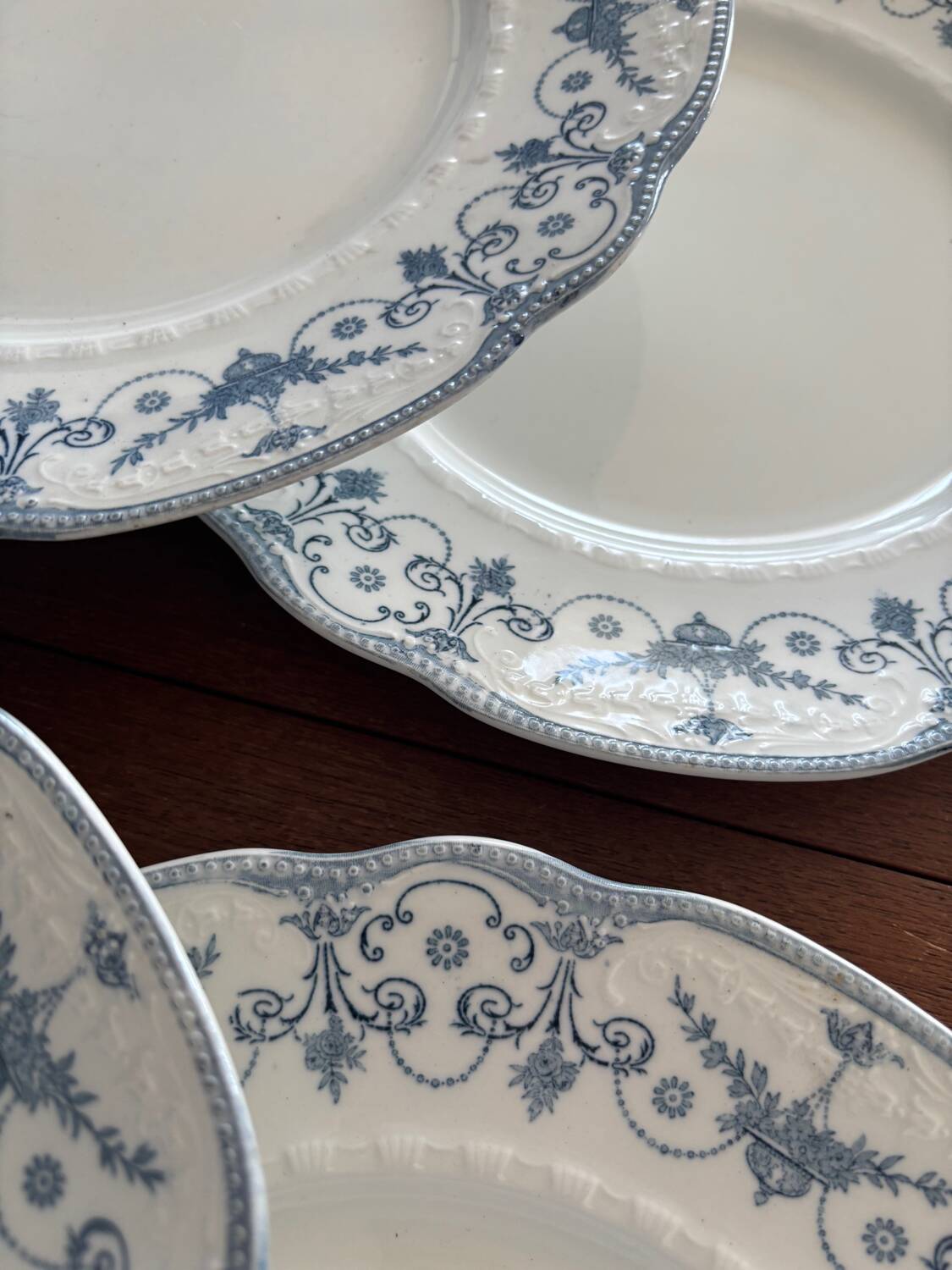 Set of 6 Royal Doulton England dinner plates – Josephine model