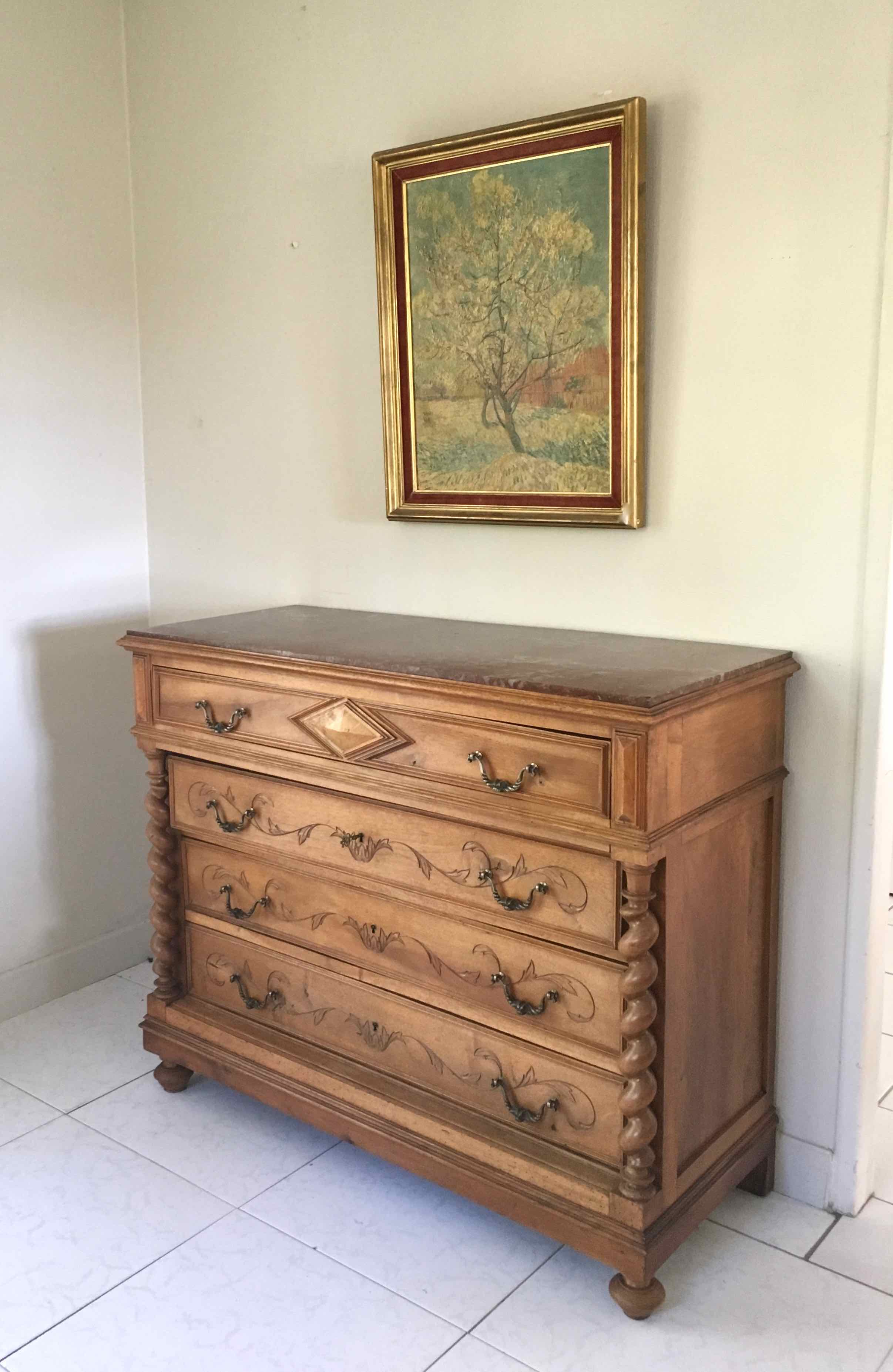 Commode en chêne et marbre rose années 50