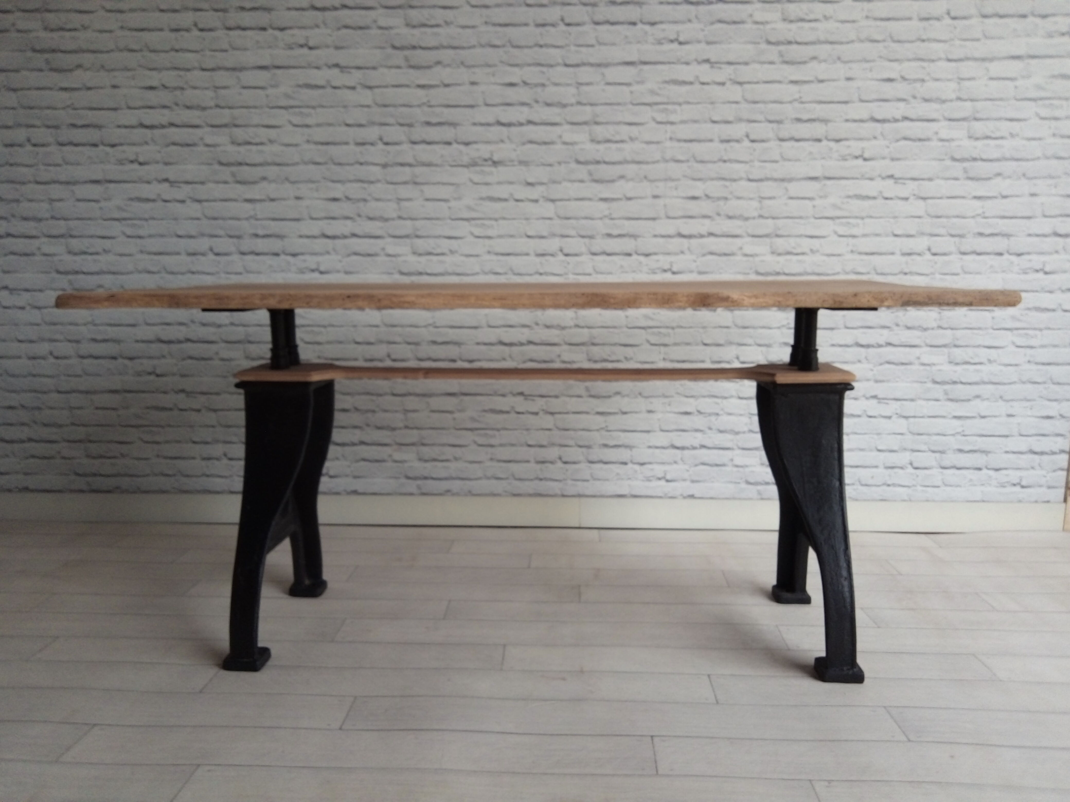 Industrial table 4 / 6 people