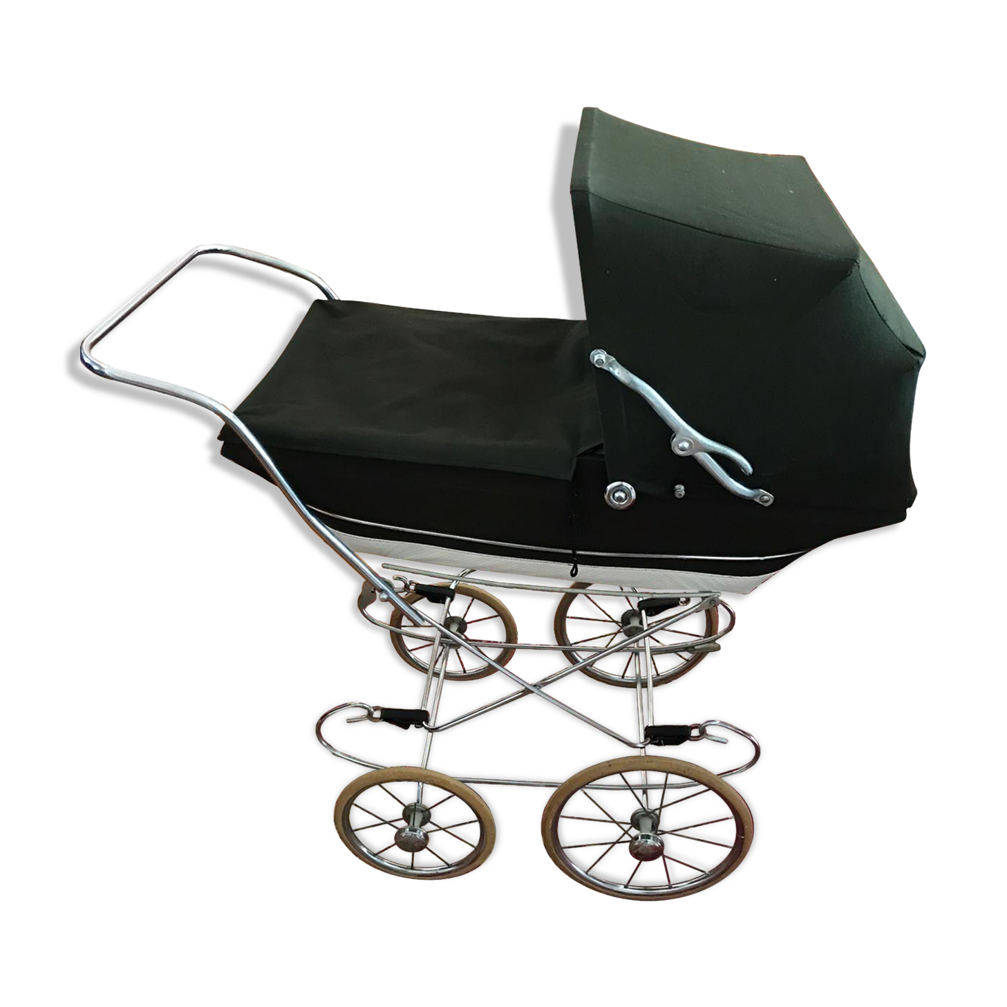 Vintage landau for doll 70