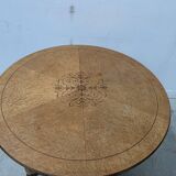 Table a manger de style Charles X en placage de bois d'érable XX siècle