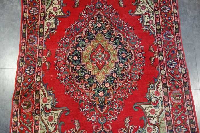 Tabriz Persian Carpet - 210x138 cm