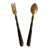 Couverts à salade en corne et métal ciselé années 1920