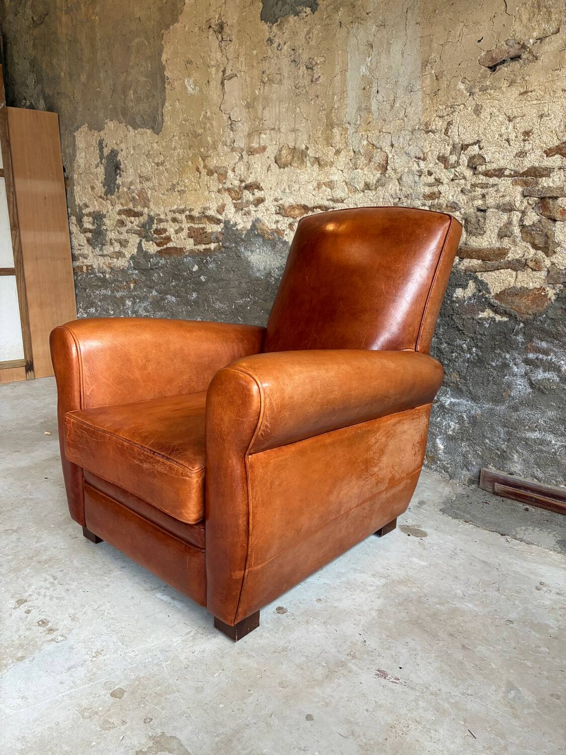 Lot de 4 fauteuils club, Cognac