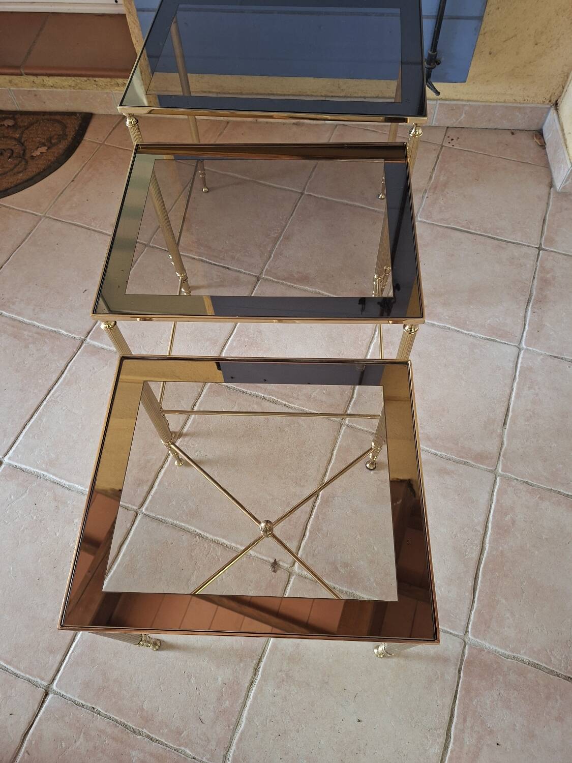 Vintage nesting tables