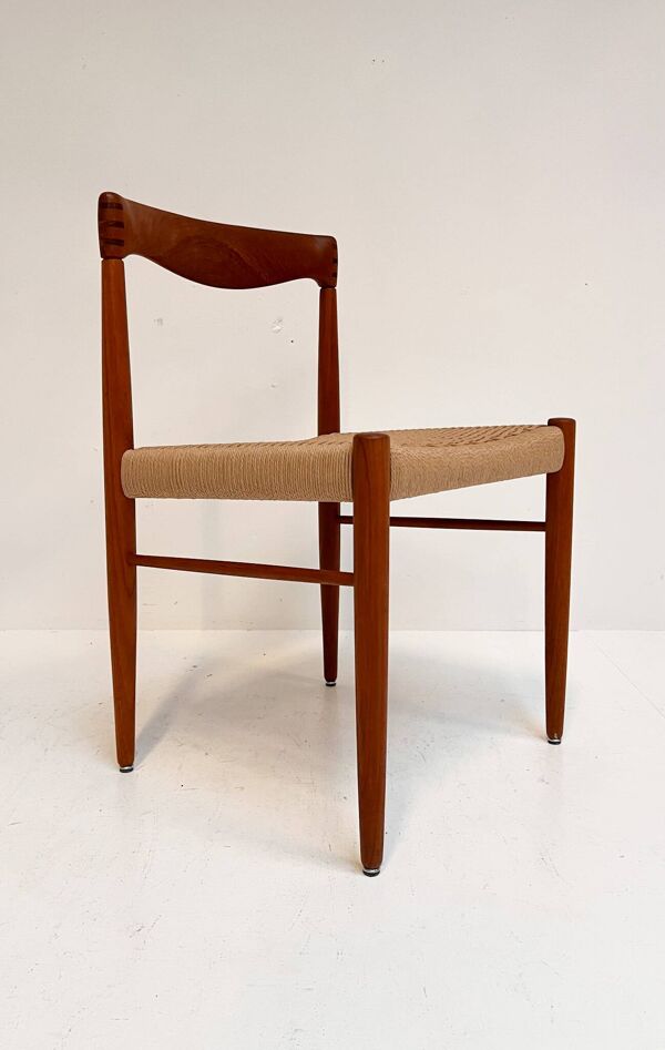 Ensemble de 4 chaises en papercord rénovées par H. Klein pour Bramin, années 1960.