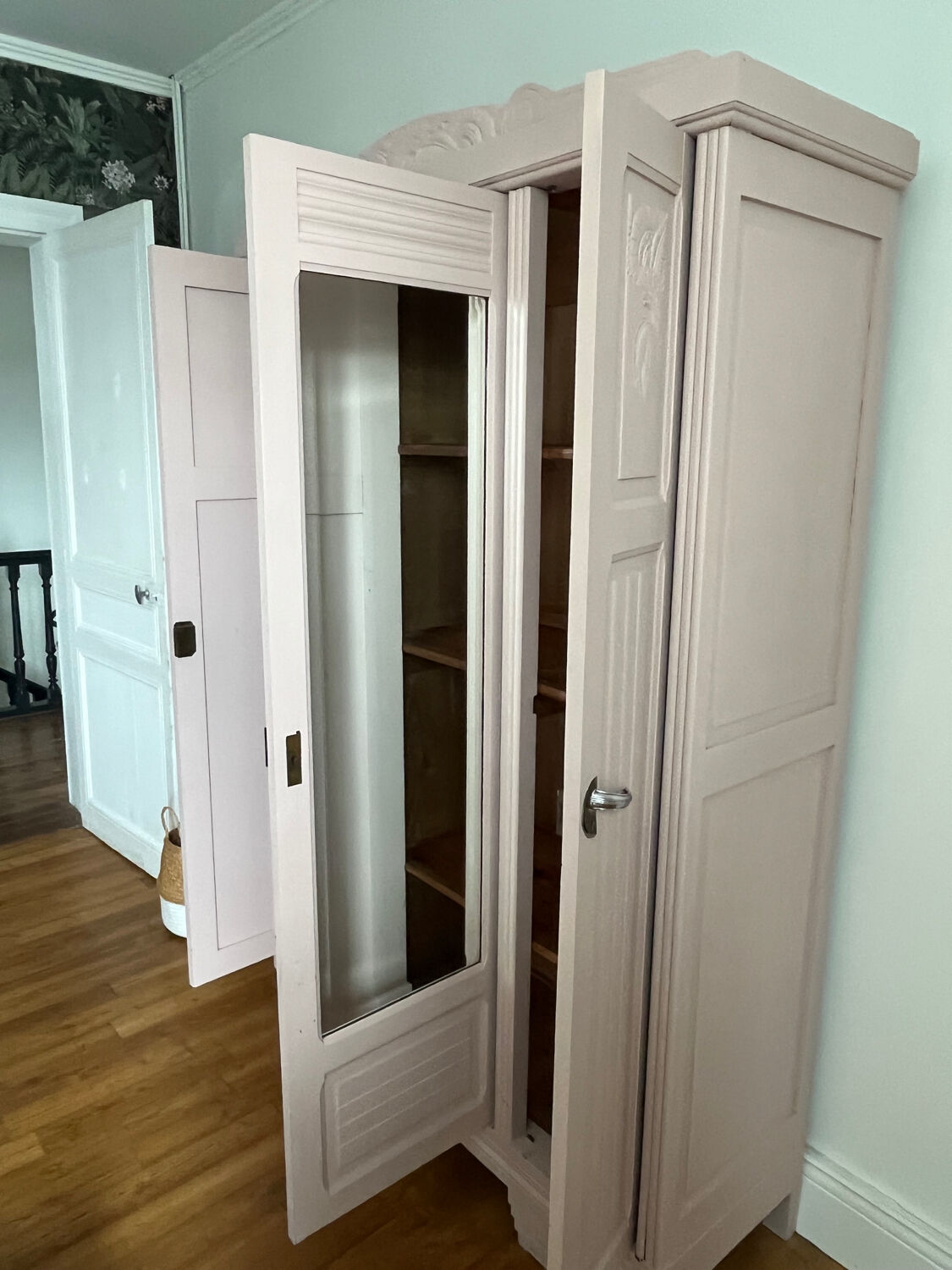 Armoire vintage Art déco